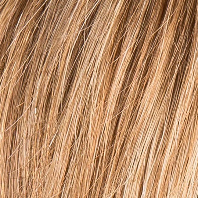 Sandyblonde Rooted