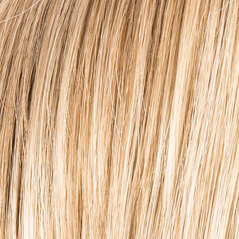 Sandyblonde Rooted